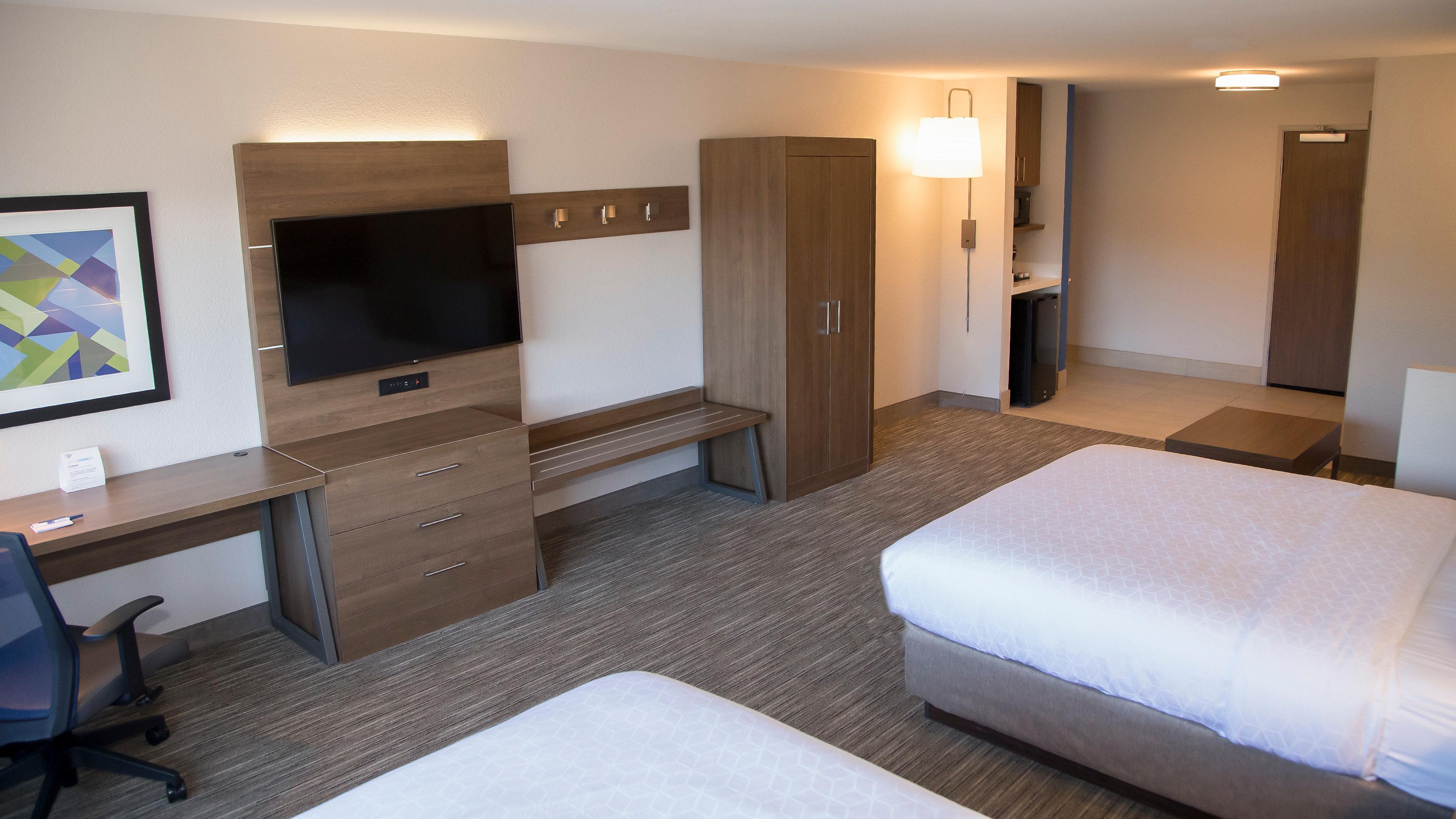 Holiday Inn Express & Suites Colorado Springs North By Ihg Exterior photo