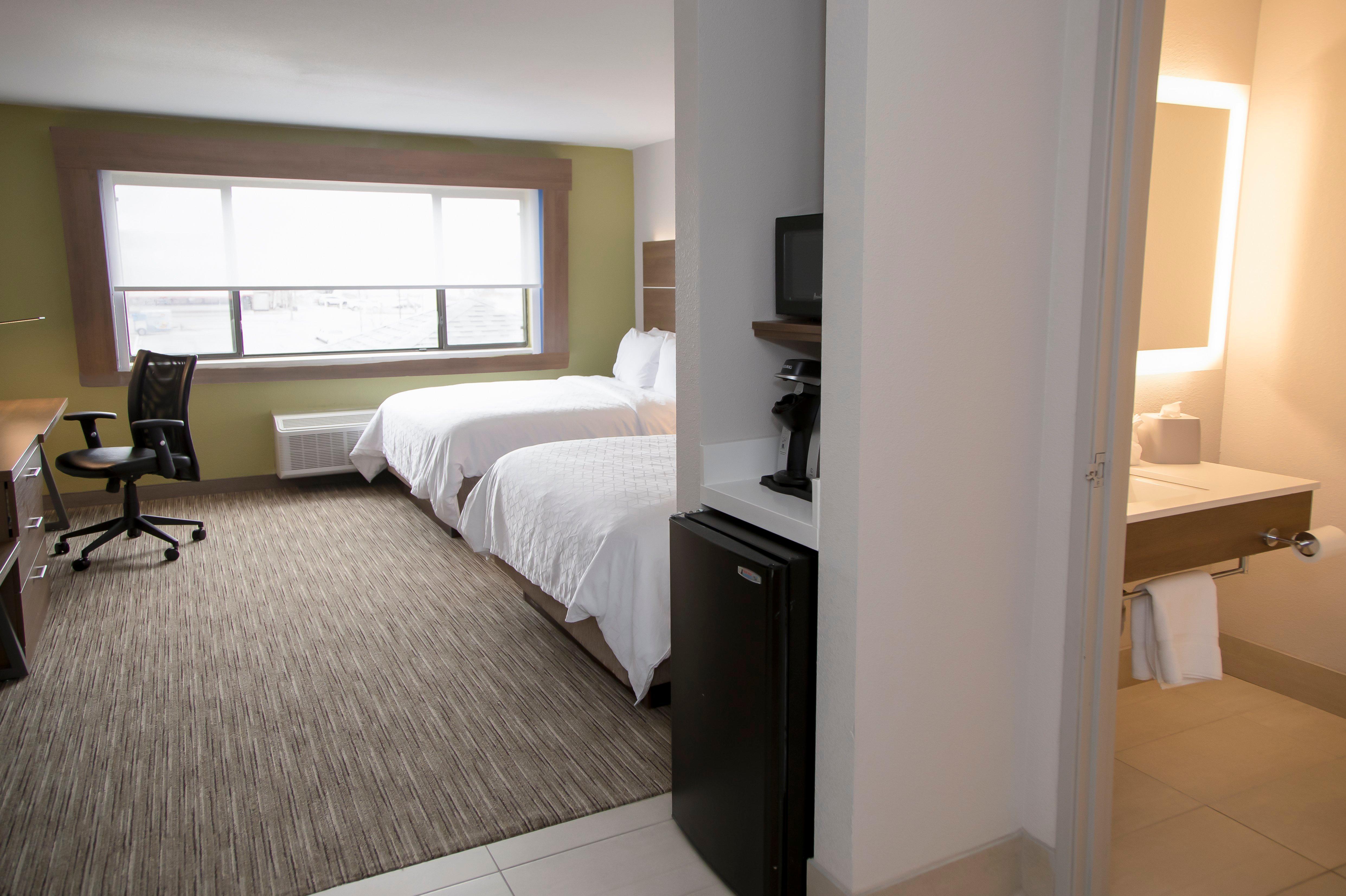 Holiday Inn Express & Suites Colorado Springs North By Ihg Exterior photo