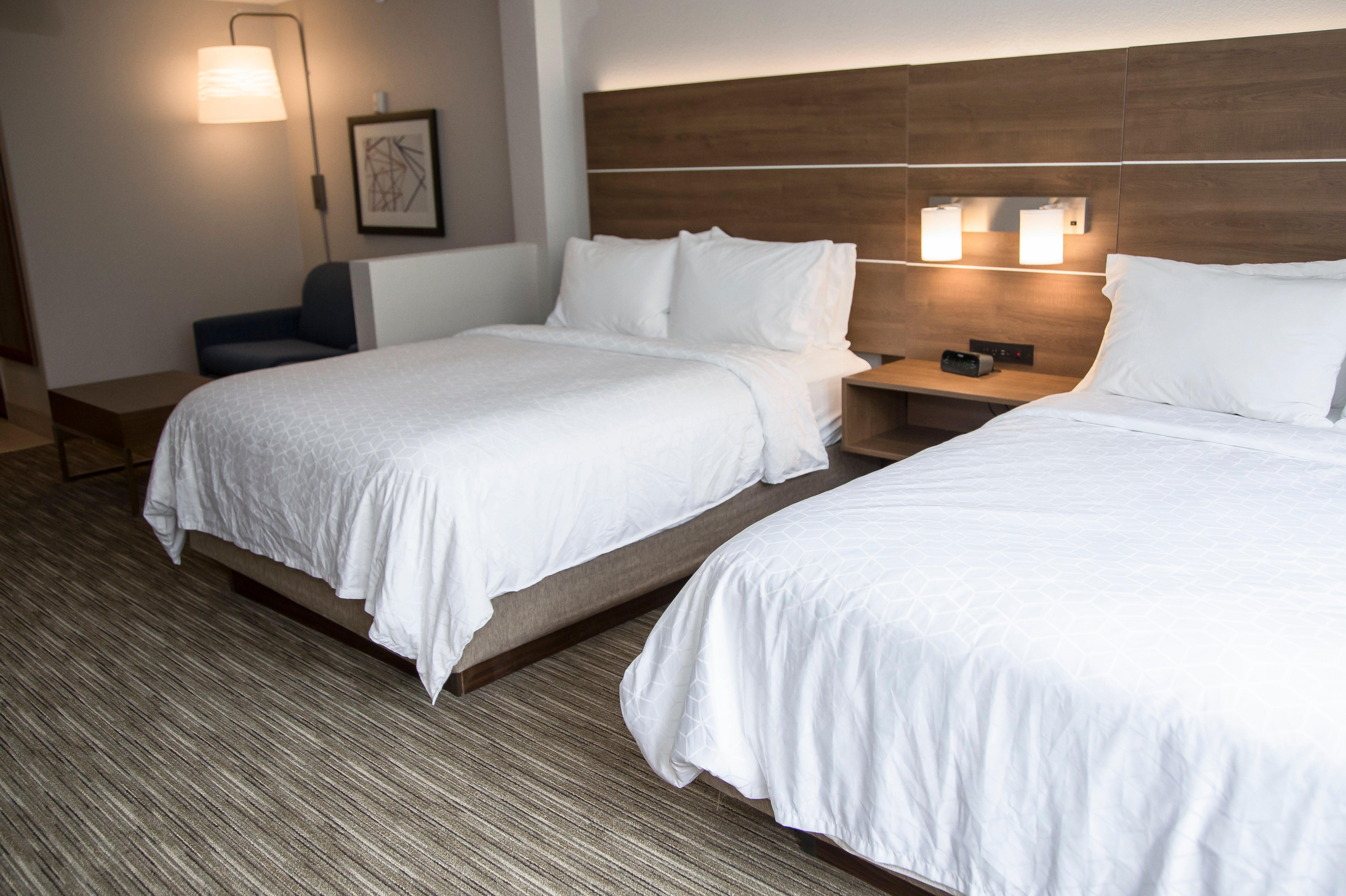 Holiday Inn Express & Suites Colorado Springs North By Ihg Exterior photo