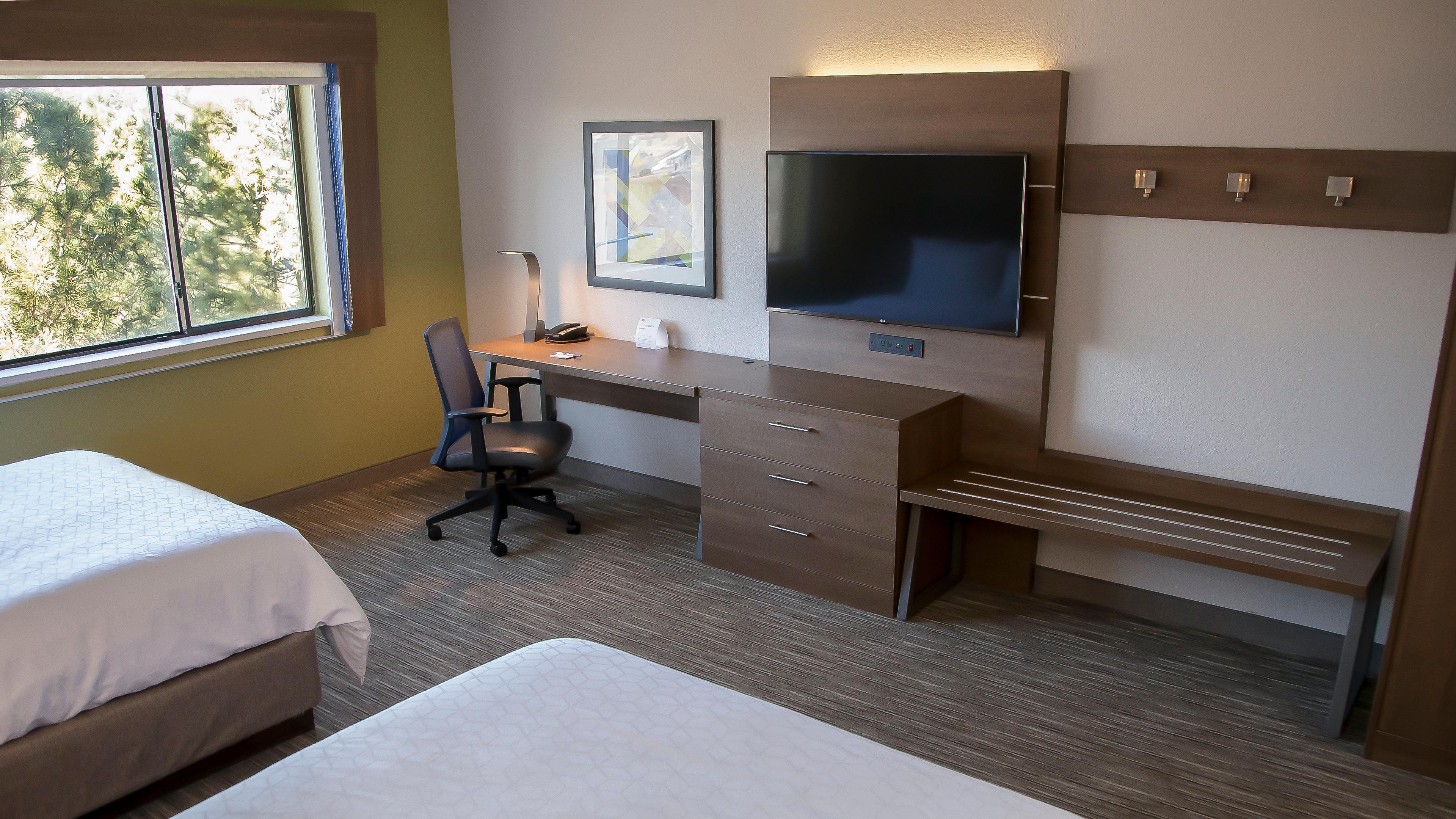 Holiday Inn Express & Suites Colorado Springs North By Ihg Exterior photo